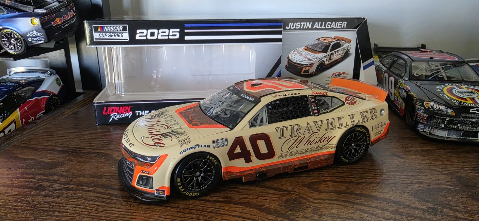 2025 justin allgaier traveller whiskey Nascar  Diecast  1/24 Autograph