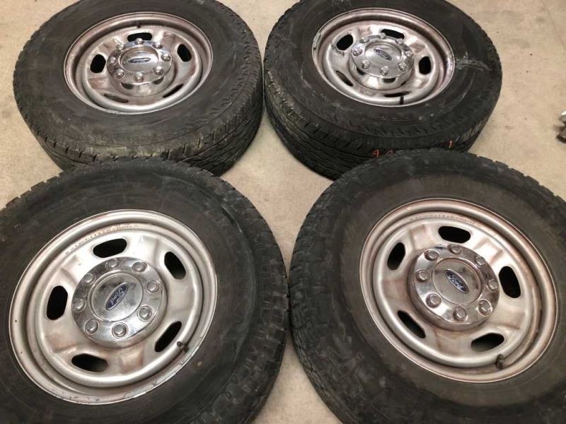 10-17 Ford F350 Super Duty 8 Lug Set Of 4 17x7-1/2 5 Spoke Steel Argent Wheels