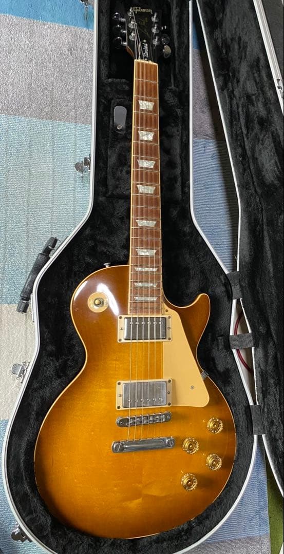 Gibson Les Paul Standard 2000 Electric Guitar W/Hard Case Used Product