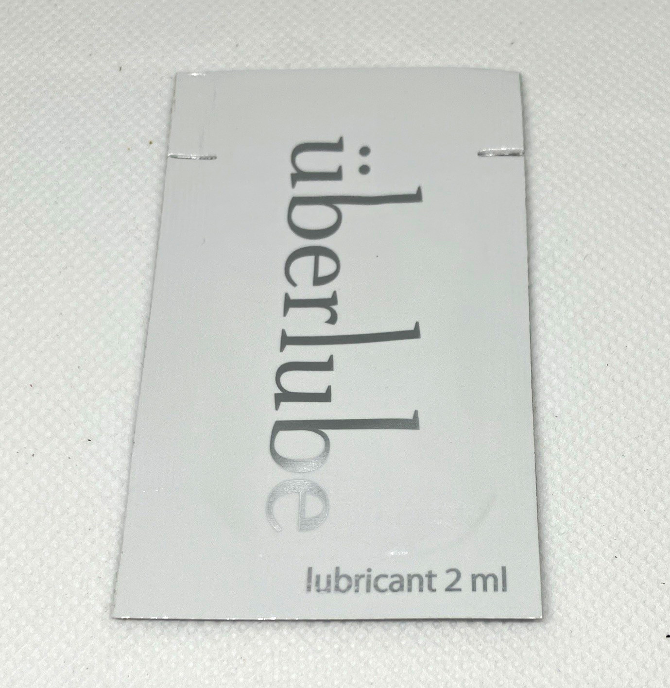 überlube Silicone Personal Lubricant Packet w/ Vitamin E, 2 ml Sample überlube Silicone Personal Lubricant Packet w/ Vitamin E, 2 ml Sample