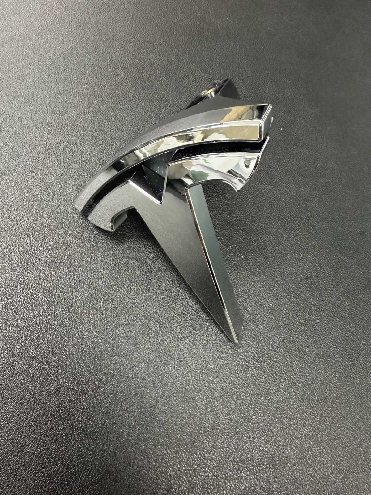 2016-2025 Tesla Model X Front T Badge Emblem Logo 1047884-00-E Chrome 2016-2025 Tesla Model X Front T Badge Emblem Logo 1047884-00-E Chrome