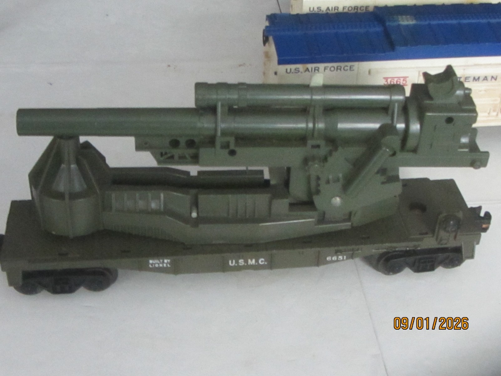 Vintage Lionel USMC Big John Cannon Car #6651 w/ 3 shells. Preowned. Vintage Lionel USMC Big John Cannon Car #6651 w/ 3 shells. Preowned.
