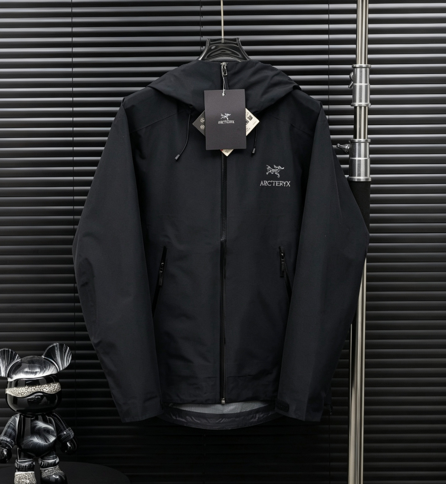 Arcteryx BETA LT winter Jacket Men’s Black Size XL new Arcteryx BETA LT winter Jacket Men’s Black Size XL new