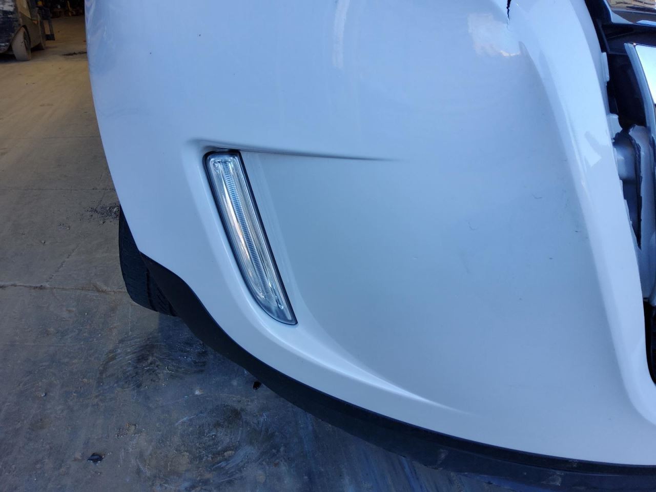 Passenger Corner/Park Light Park Lamp-turn Signal Lower Fits 11-14 EDGE 400640