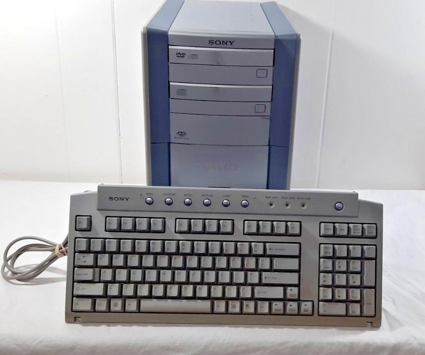 Sony VAIO PCV-RXa842 Tower Desktop PC Windows XP Home HDD Opt. Drive + Keyboard