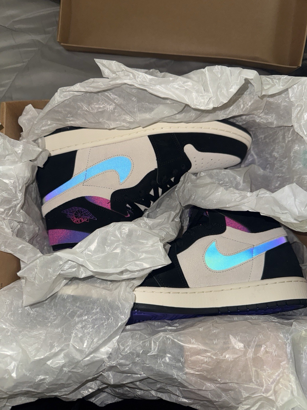 Paris Saint-Germain x Air Jordan 1 Retro High