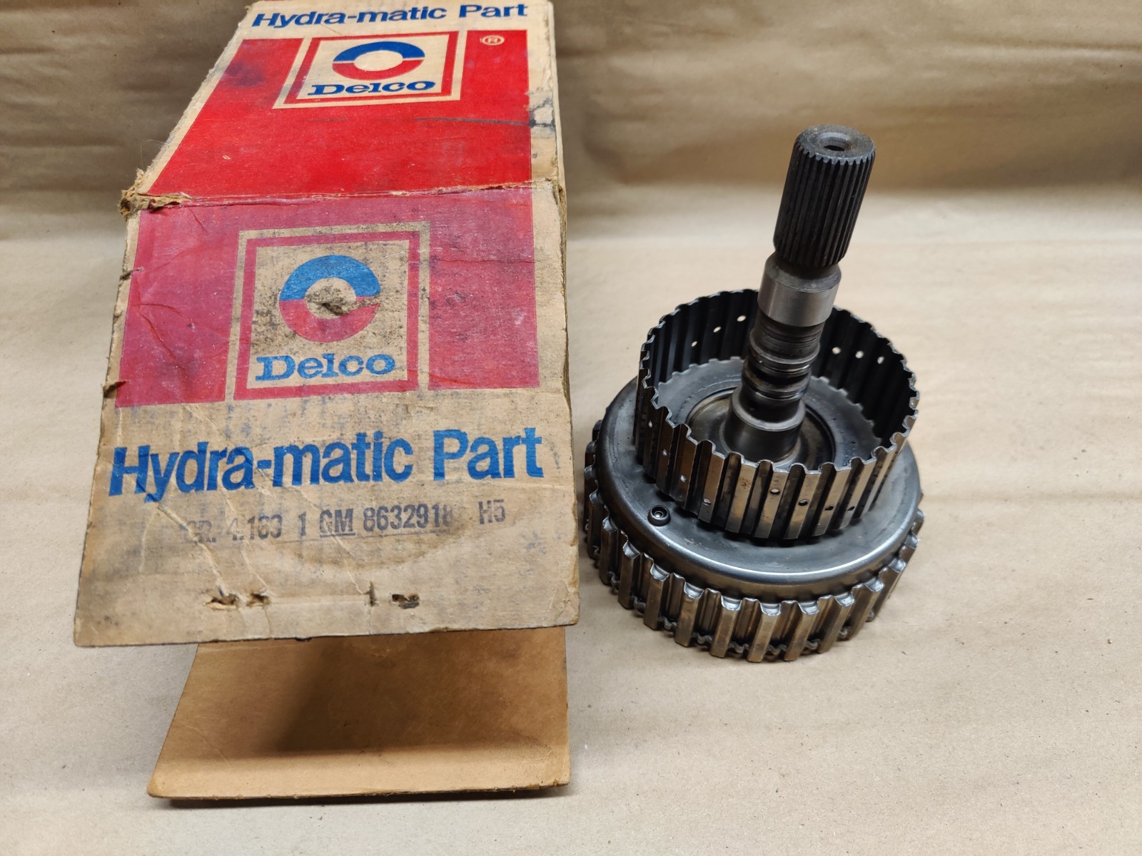 NOS OEM 1979-85 GM M32 M57 Transmission Forward Clutch Housing Delco 8632918