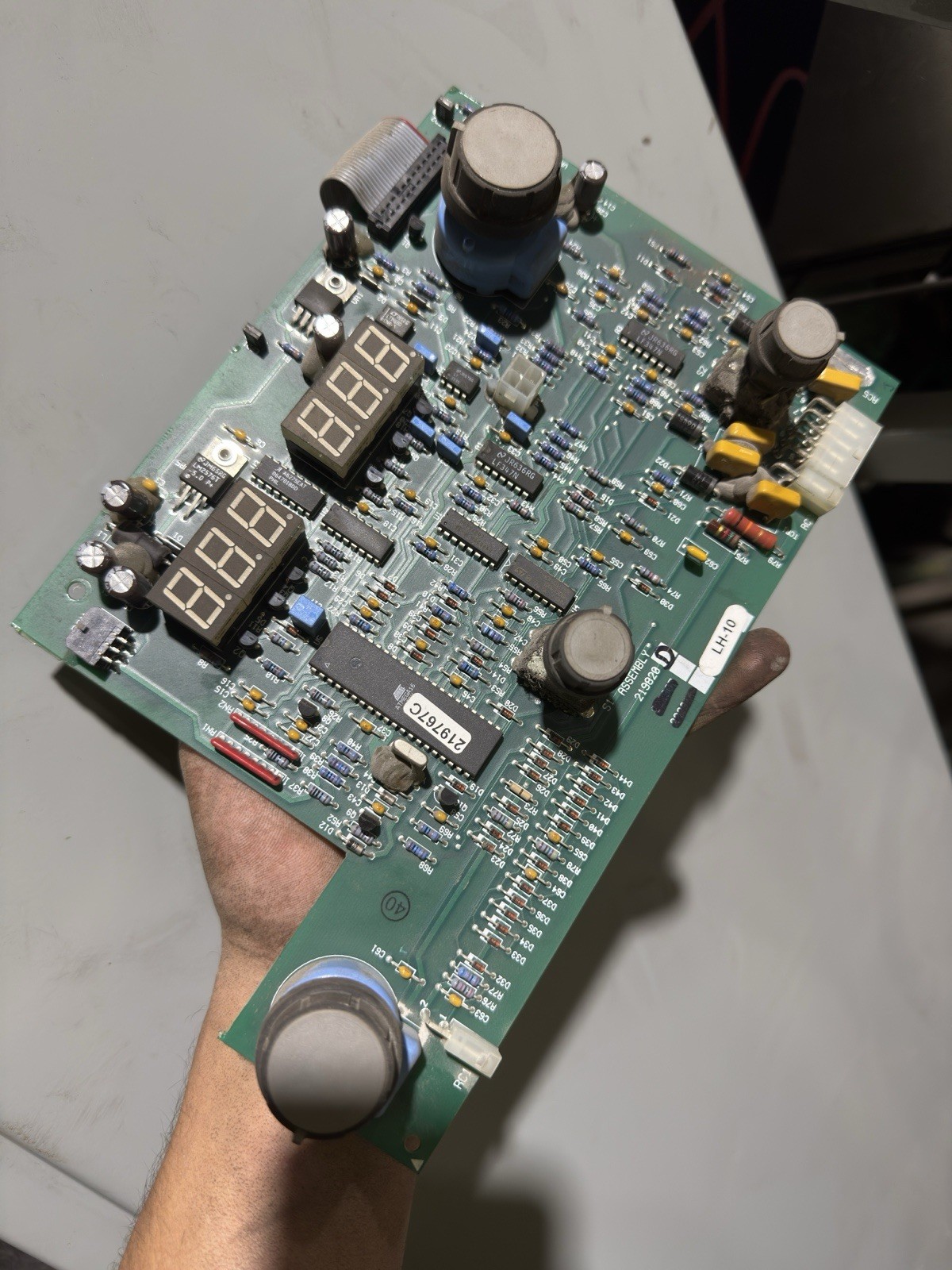 Miller XMT 304 CC/CV Welder Multi-Process Display Board Miller XMT 304 CC/CV Welder Multi-Process Display Board