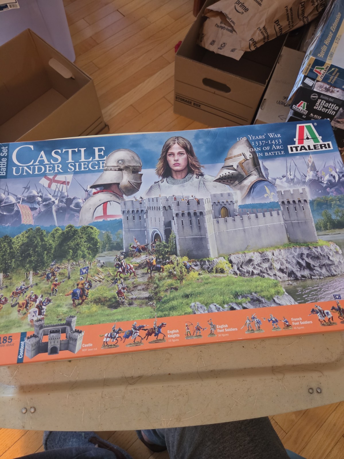 Italeri Castle under siege #6185 MIB oop. 1/72 Scale OOP.
