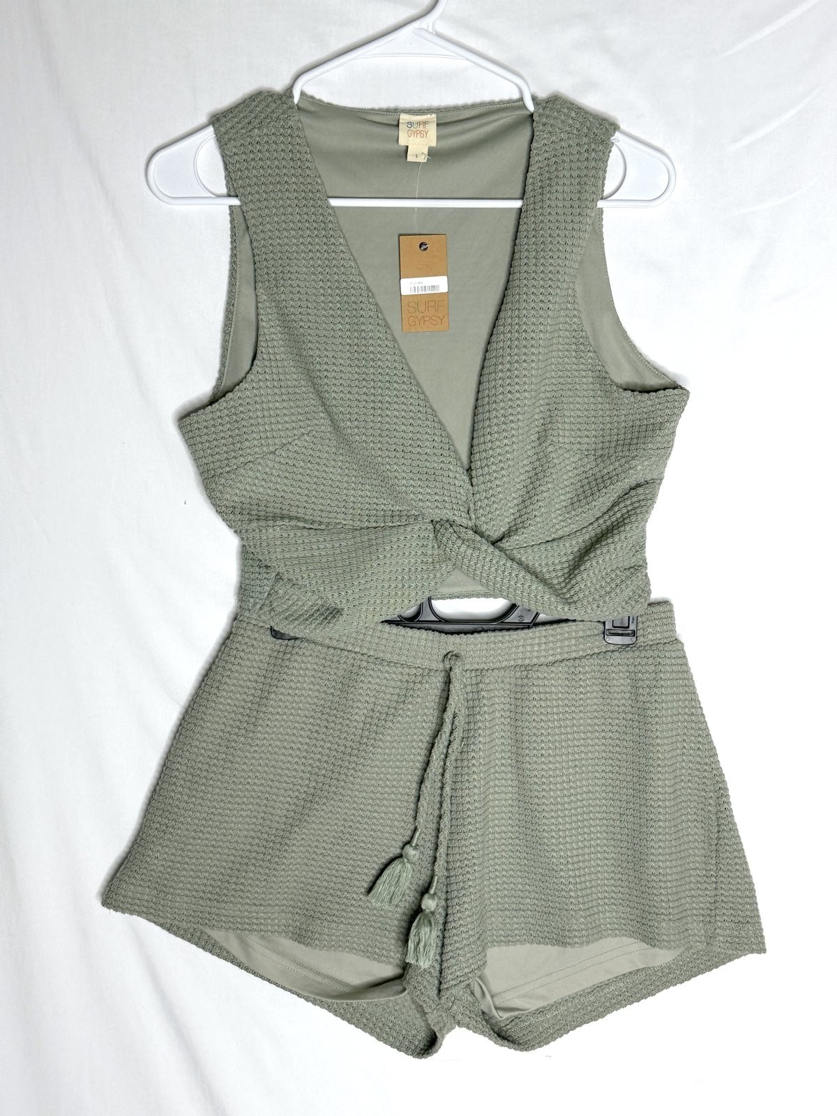 NWT Sage Green Textured Two Piece Set L Twist Top Shorts Surf Gypsy