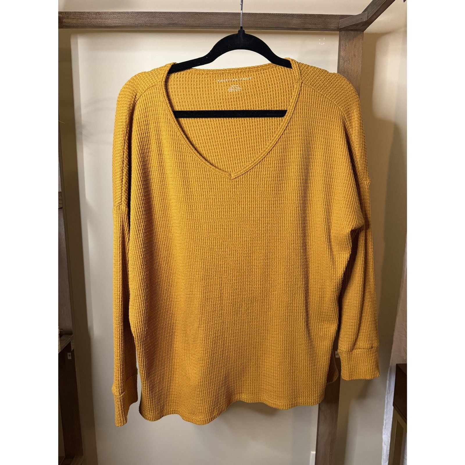 Women\'s American Eagle Oversized Top Size Medium Women\'s American Eagle Oversized Top Size Medium