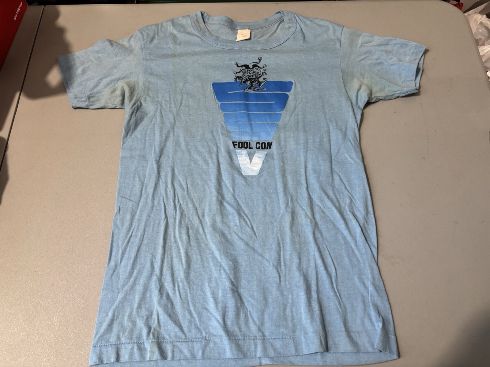 Vintage FOOL-CON T Shirt 1983 SCI FI FANTASY Convention JCCC M/L Blue Vintage FOOL-CON T Shirt 1983 SCI FI FANTASY Convention JCCC M/L Blue