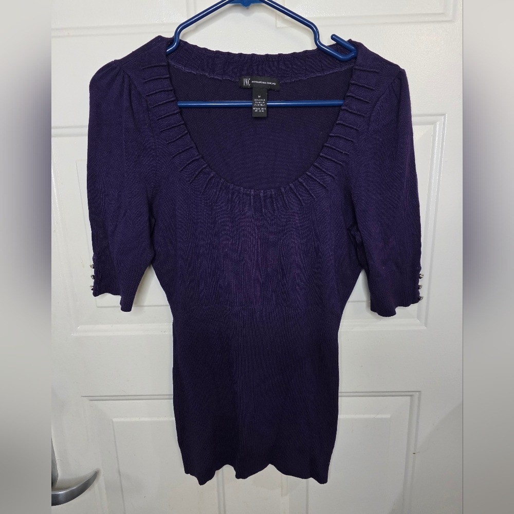 INC International Concepts Purple Short Sleeve Knit Top Rhinestoned Sleeves Sz M