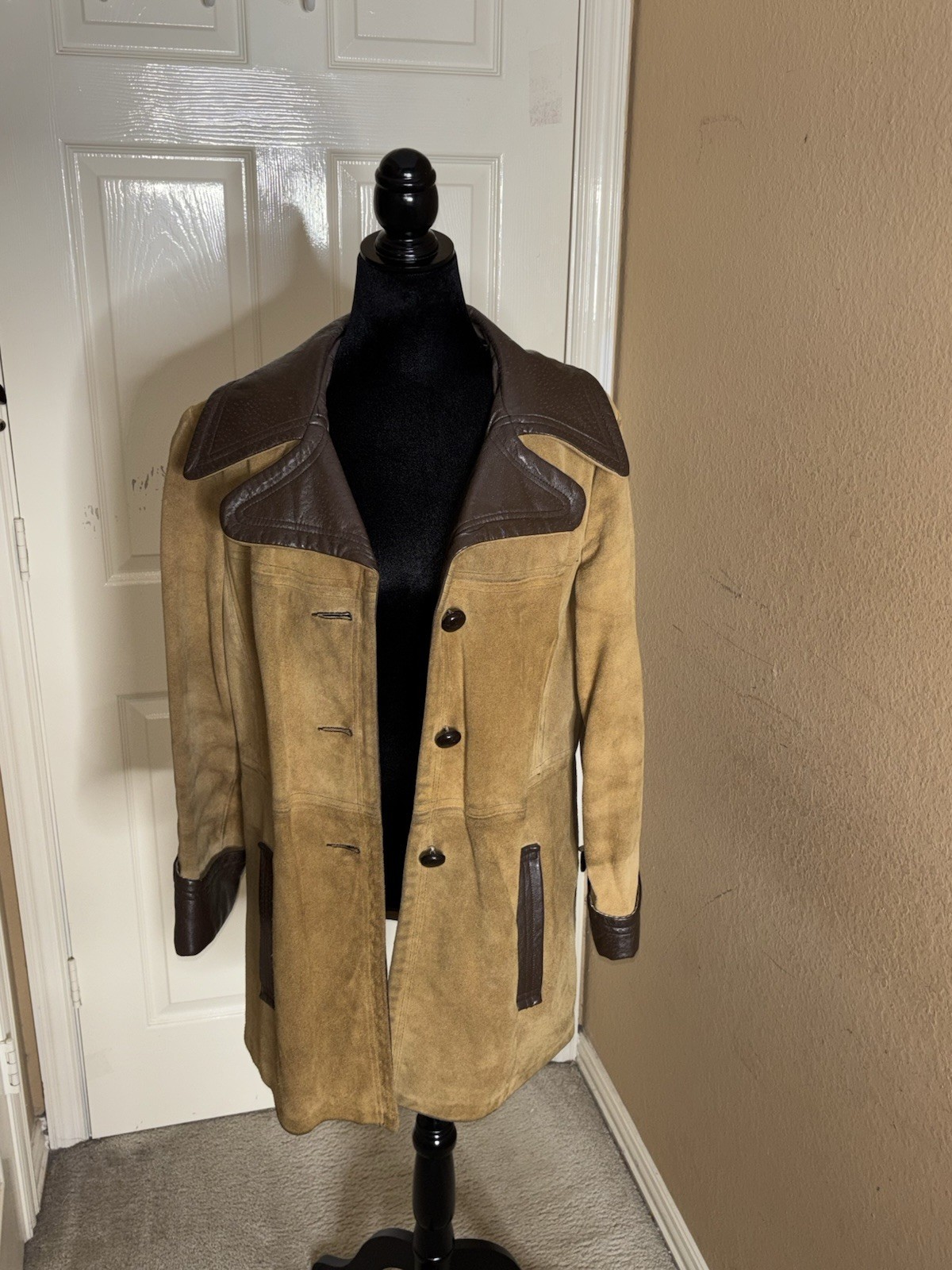 Vintage Women 70s Suede Leather Jacket Sz 12 Lined Western Hippie Vintage Women 70s Suede Leather Jacket Sz 12 Lined Western Hippie