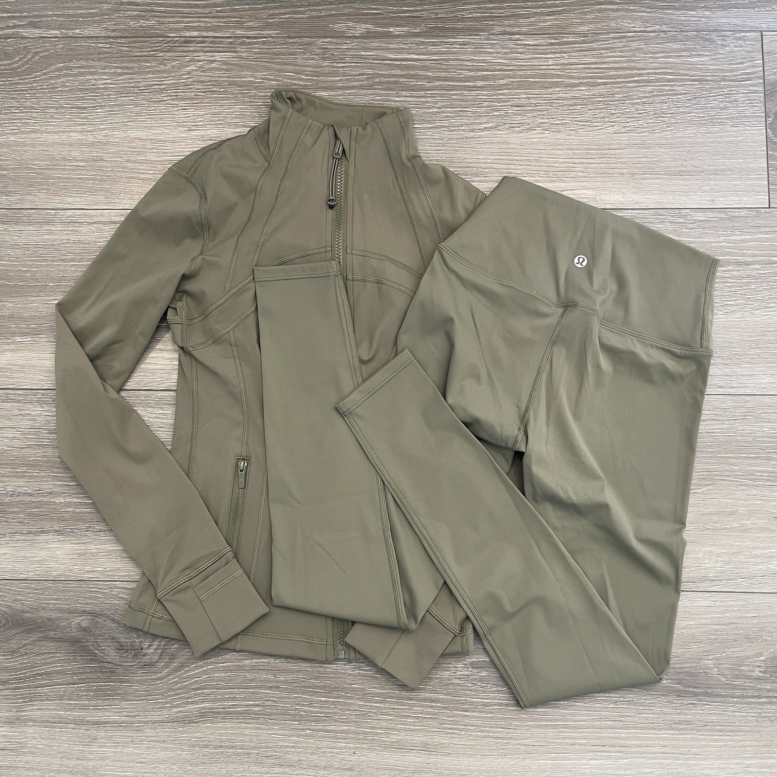 Cute Women’s lululemon Define Jacket & Leggings set Green Size 2 - NEXT DAY SHIP