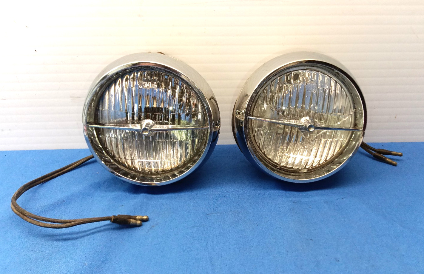 Pair of Vintage Original 1965-1967 Mustang GT Grille Fog Lights Pair of Vintage Original 1965-1967 Mustang GT Grille Fog Lights