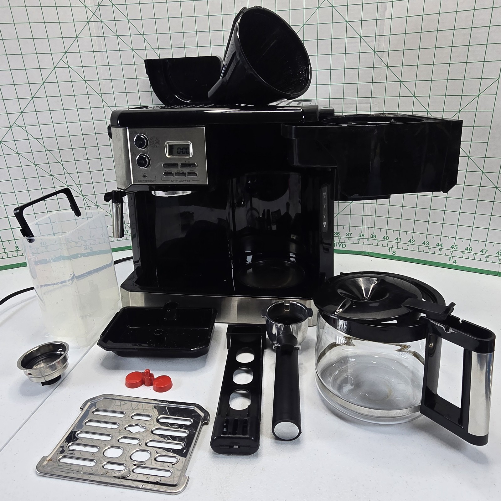 DeLonghi BCO430 Espresso Maker & 10 Cup Coffee Maker - Fully Tested