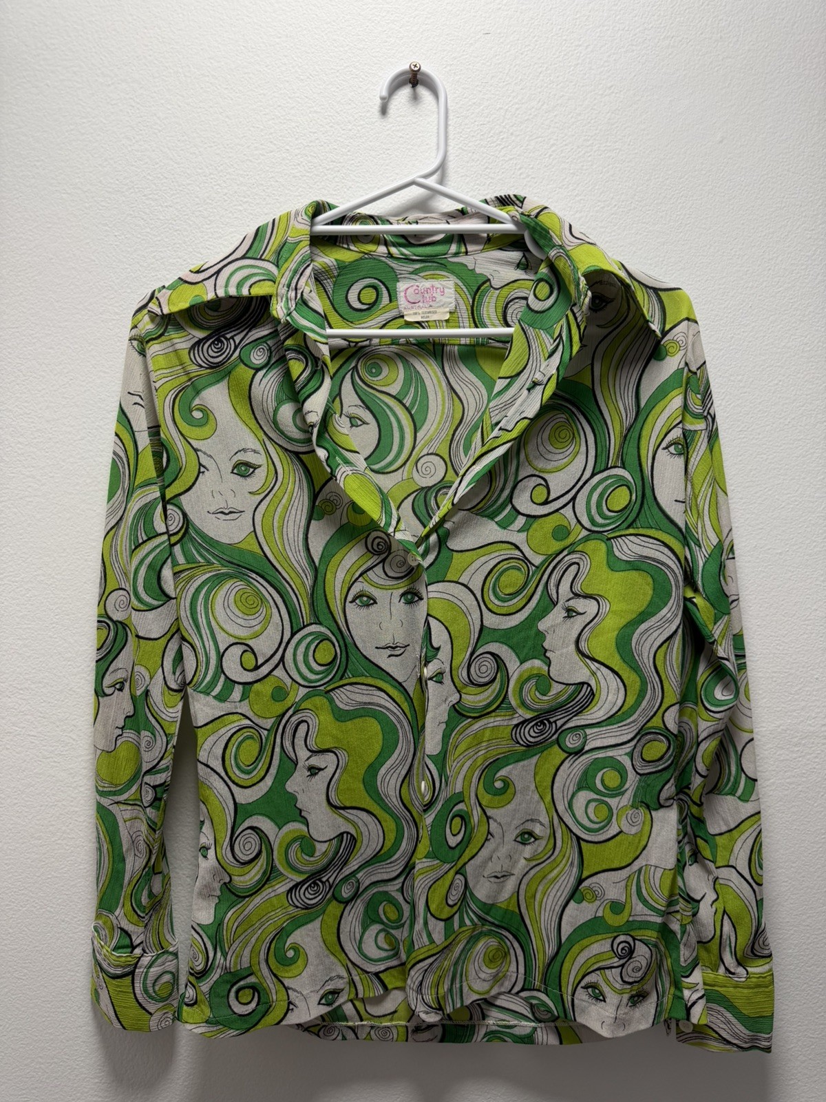 Vintage 1970s Country Club Australia Psychedelic Shirt Green Face Print Nylon