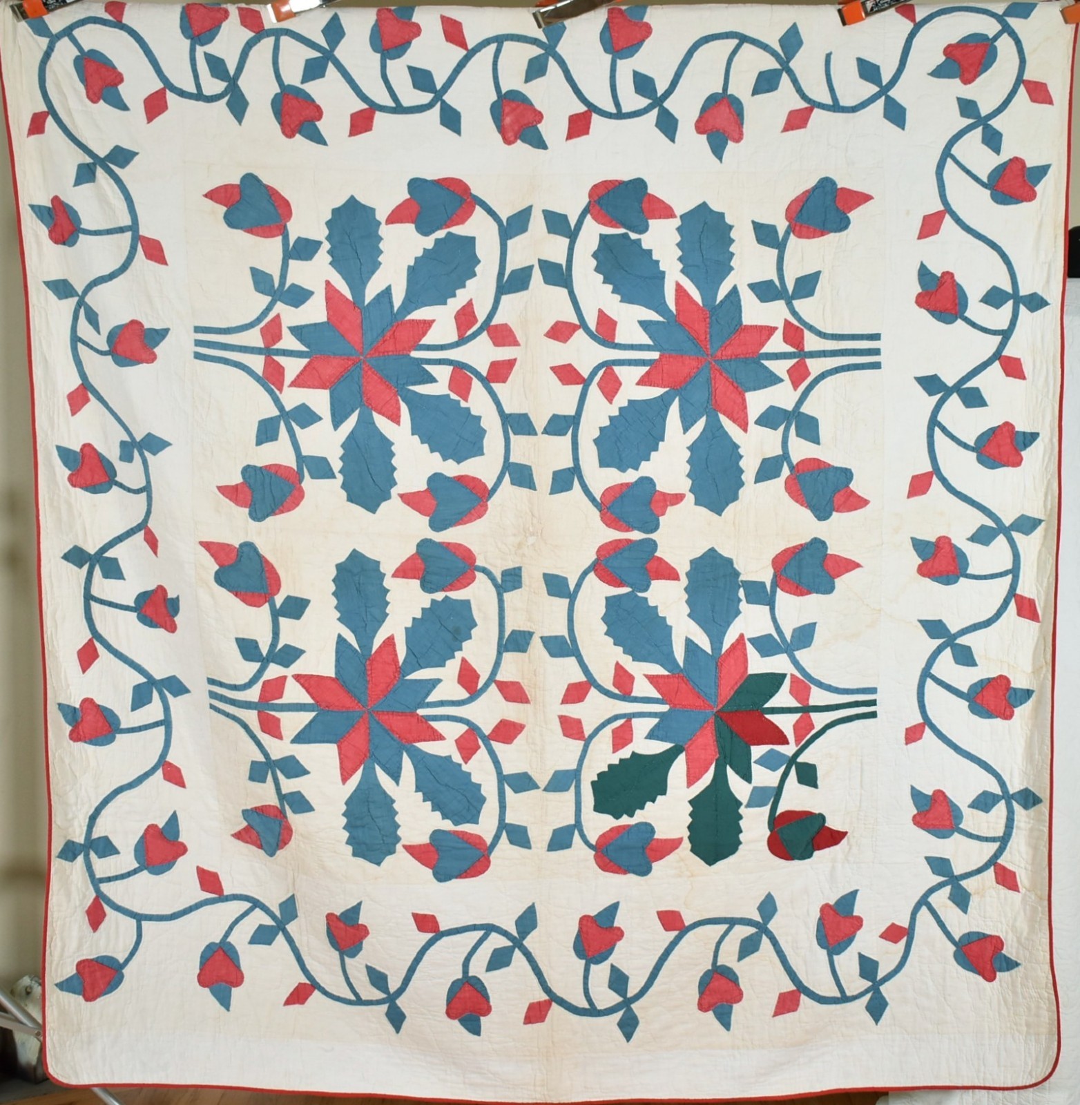 GORGEOUS Vintage 1860\'s Red & Green Applique / Stars Four Block Antique Quilt