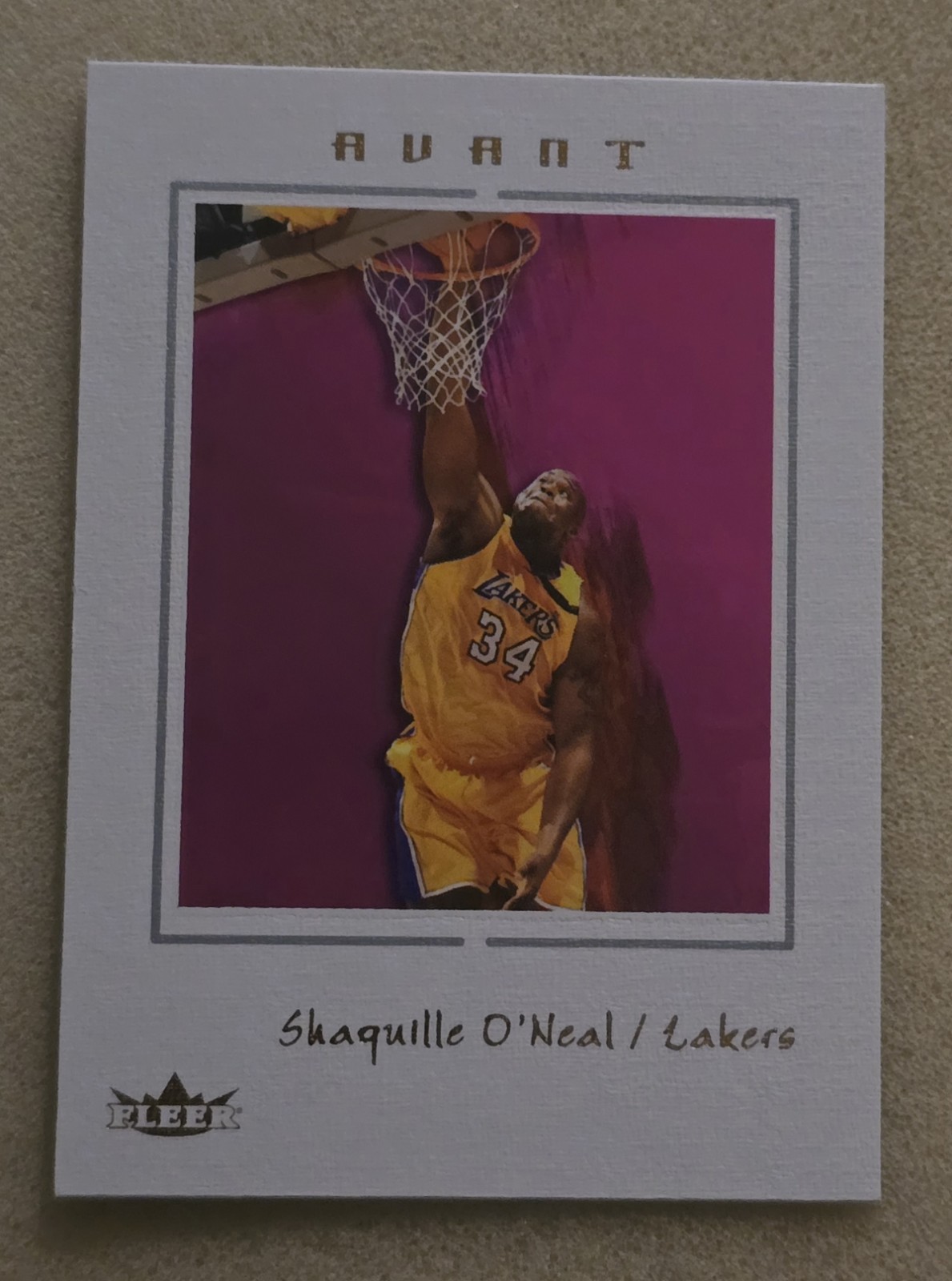 2003-04 Fleer Avant SHAQUILLE O\'NEAL #48 Los Angeles Lakers 