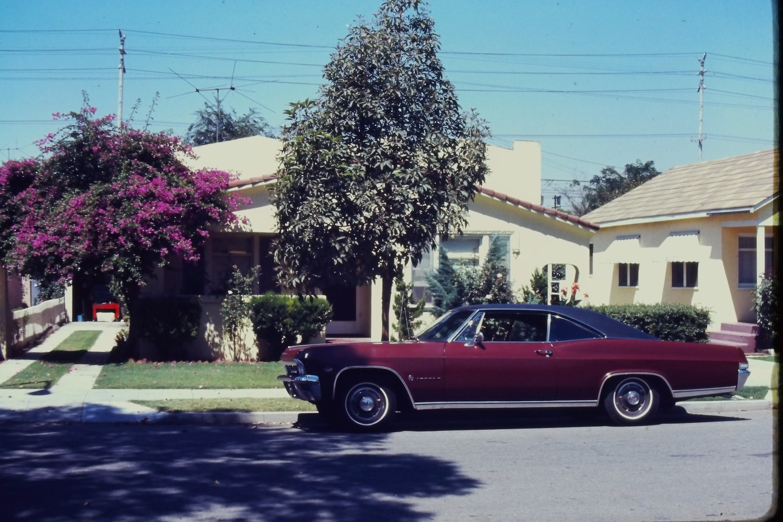 c1960's Ektachrome 35mm Slide Chevrolet Impala Hardtop Car Street American Roof c1960's Ektachrome 35mm Slide Chevrolet Impala Hardtop Car Street American Roof