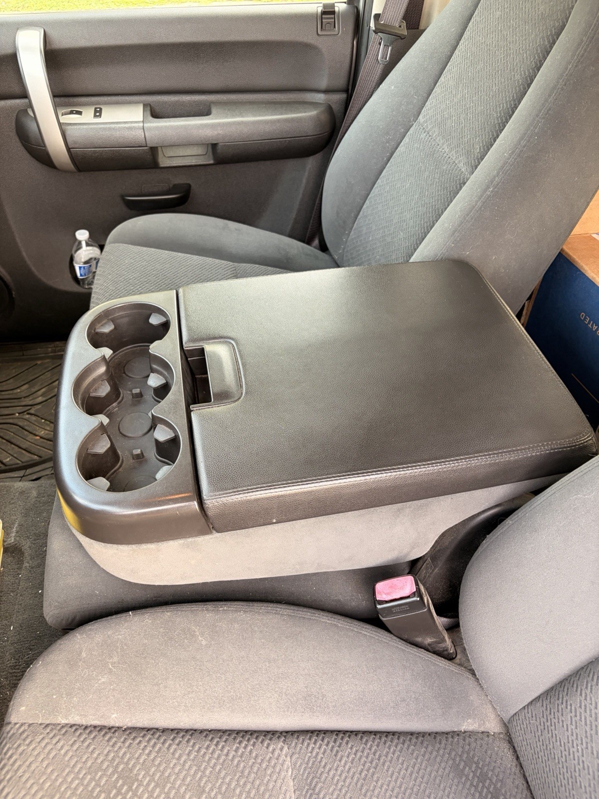⚠️DMG⚠️ 07-13 Silverado Black Cloth Front Center Middle Jump Seat OEM Factory OE