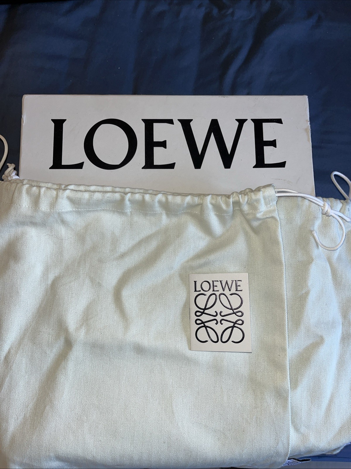 Loewe Gift Box W/ 2 Duster Bags And Card Loewe Gift Box W/ 2 Duster Bags And Card