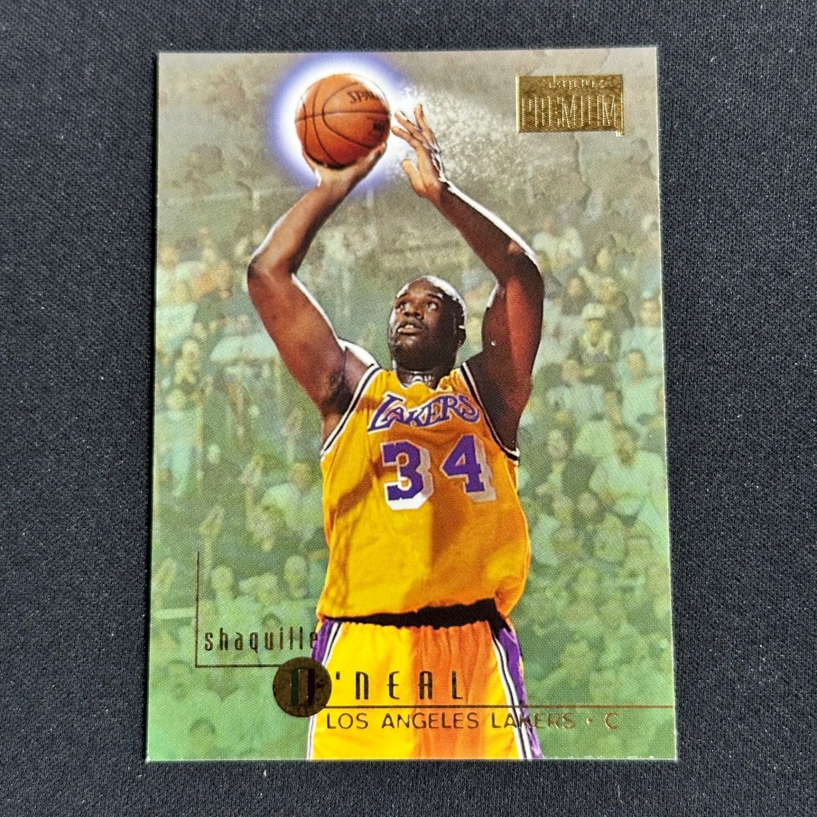 1996-97 Skybox Premium Shaquille O'Neal Shaq #163 Lakers 1996-97 Skybox Premium Shaquille O'Neal Shaq #163 Lakers