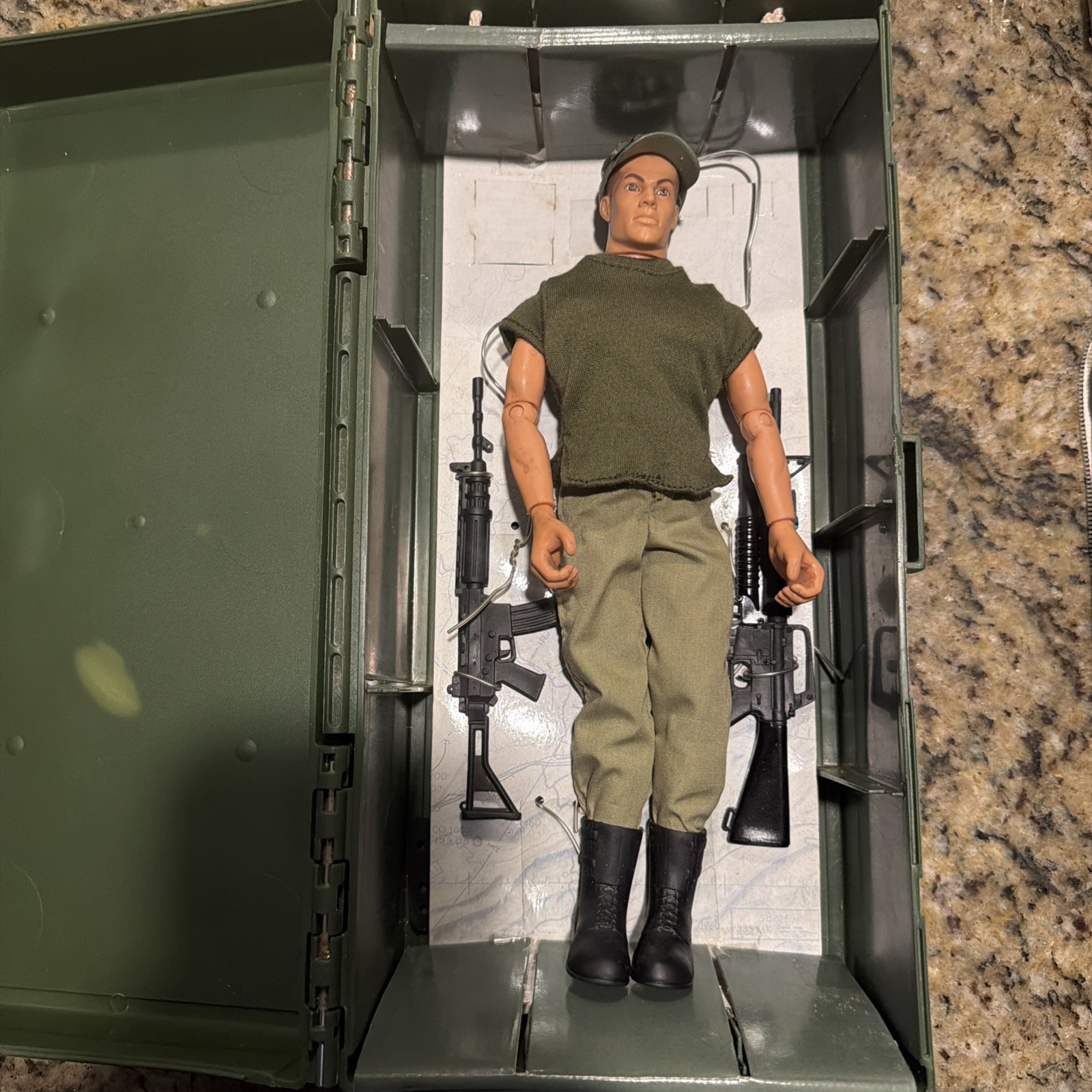 Vintage 2001 GI Joe Footlocker with Gear and 12 Figure Hasbro Vintage 2001 GI Joe Footlocker with Gear and 12 Figure Hasbro