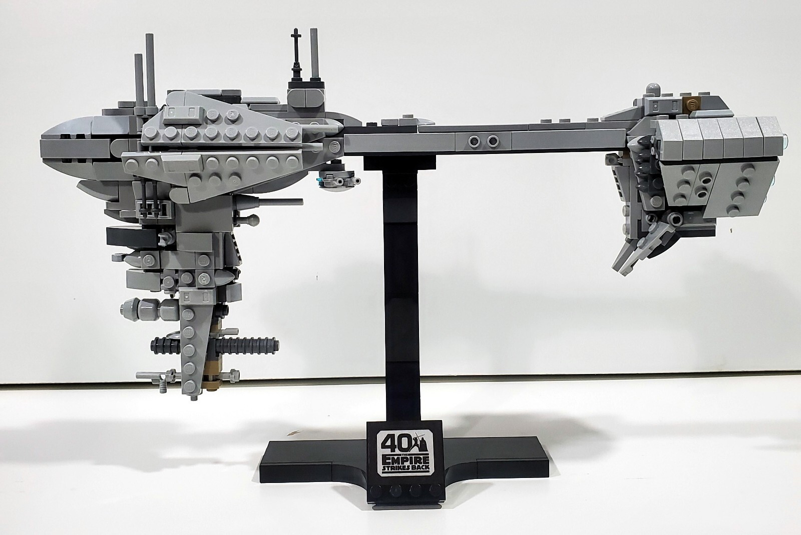 LEGO 77904 Star Wars Nebulon B Frigate Empire Strikes Back 40th NEW plus Bonuses