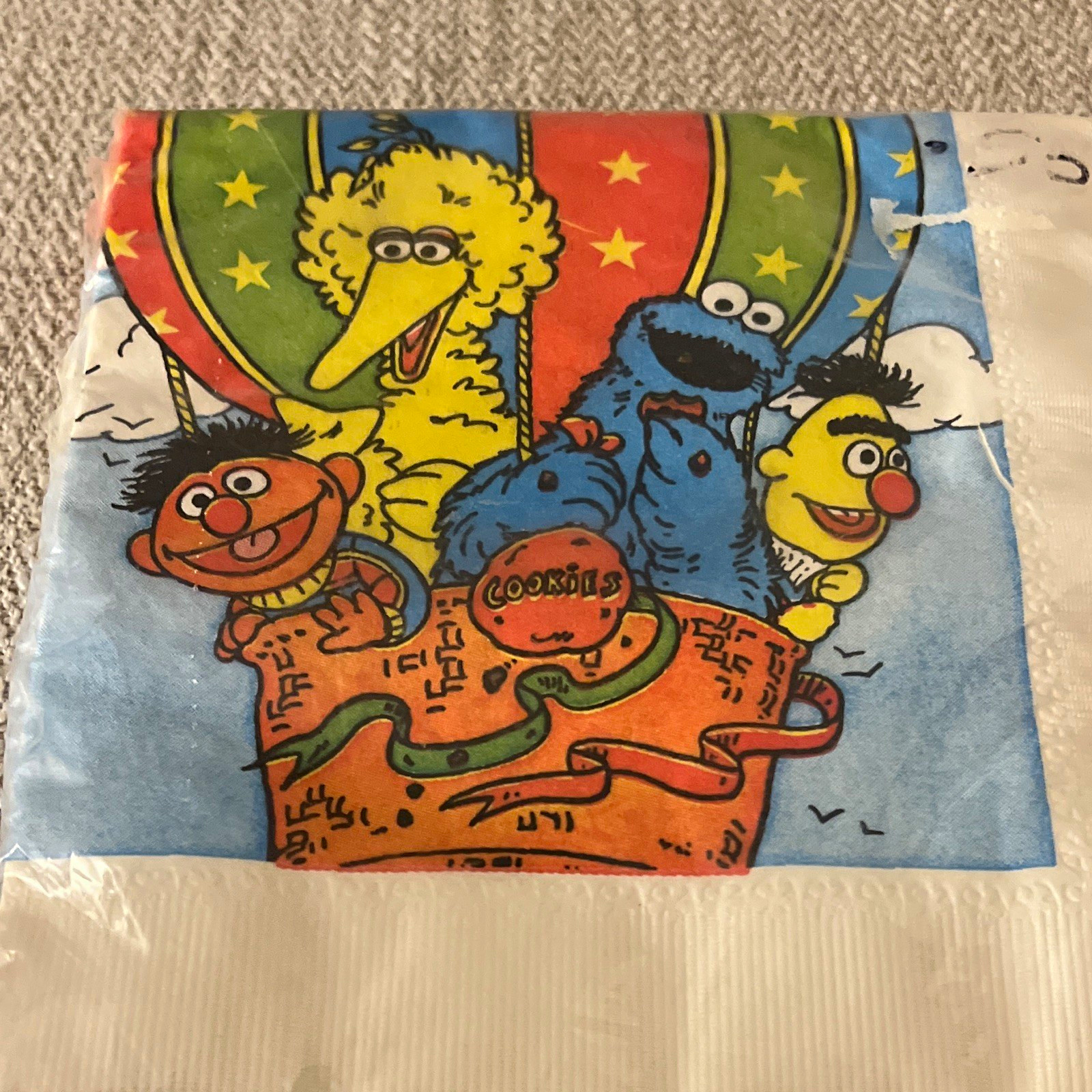 Sesame Street Vintage Hot Air Balloon Paper Napkins ©1984 Muppets Inc.