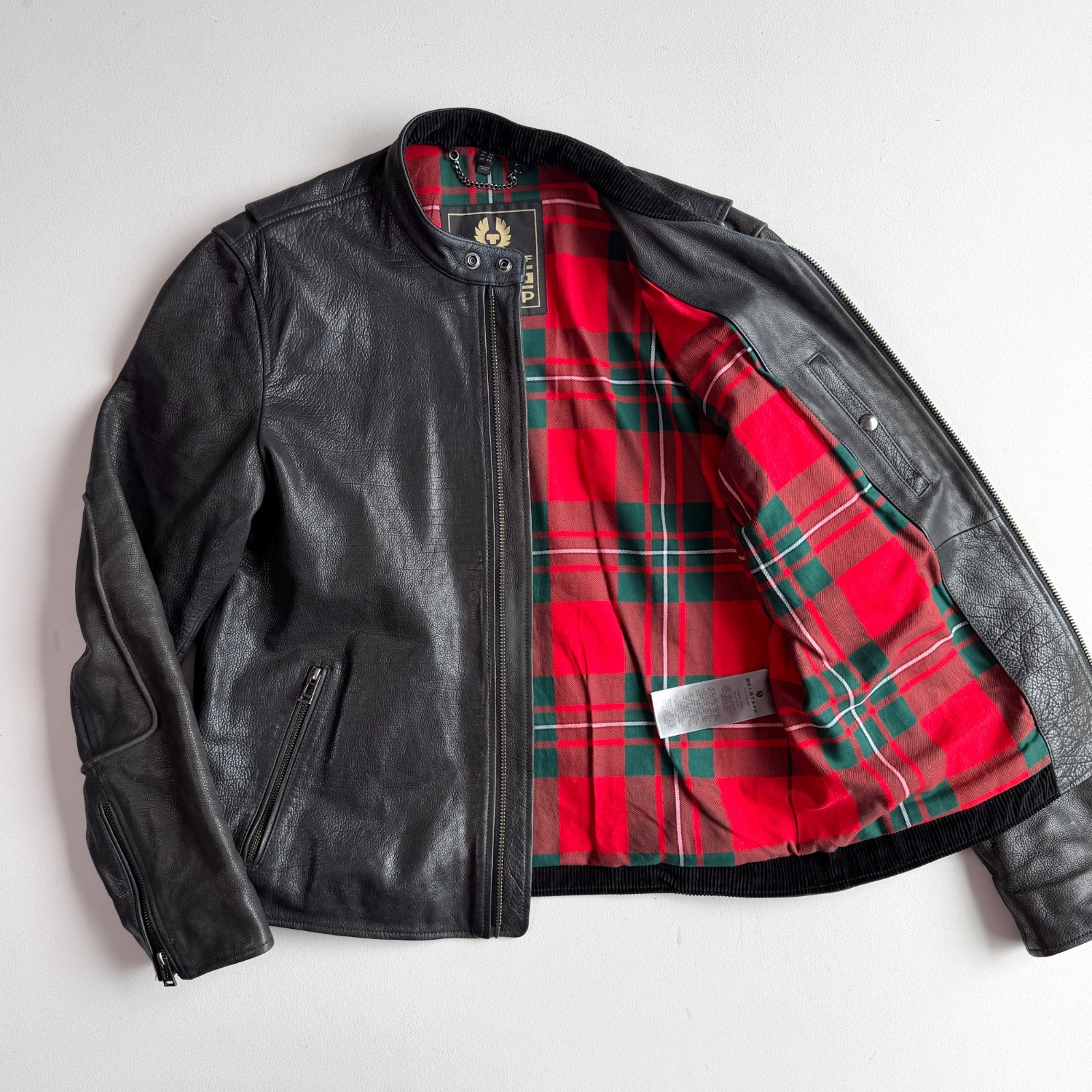 Belstaff (54IT / 44US) \