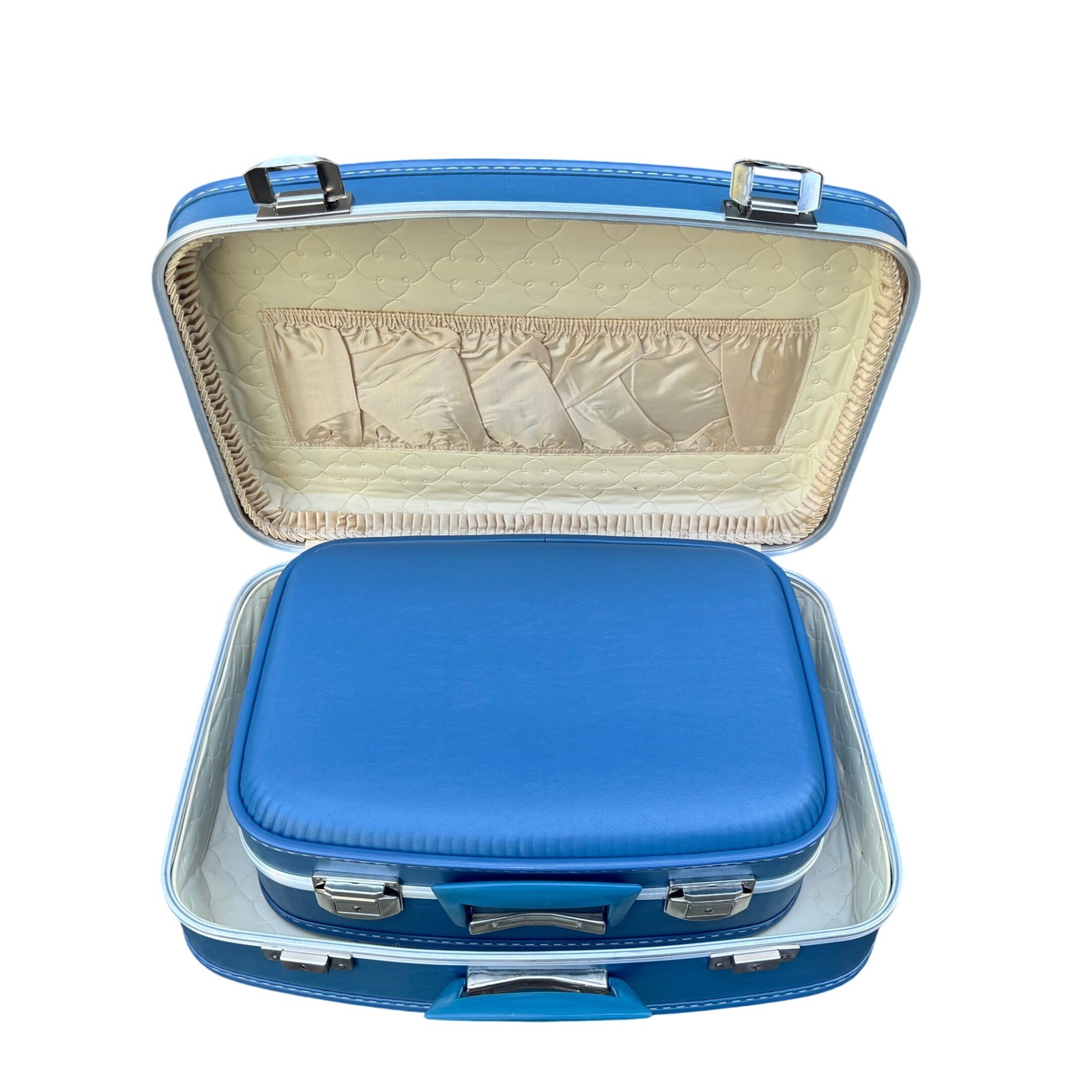 Vintage 5 Piece Nesting Luggage Set Blue Hard Shell Suitcase Train Case Unused