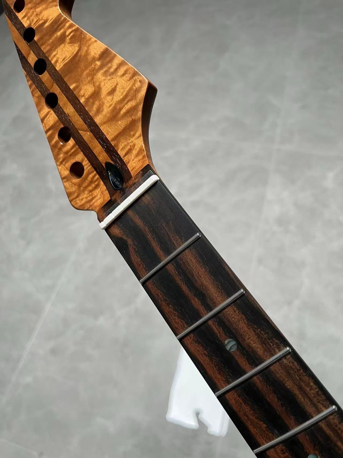 5-Piece Ebony Fretboard Flame Maple Electric Guitar Neck 22Frets Abalone Inlays