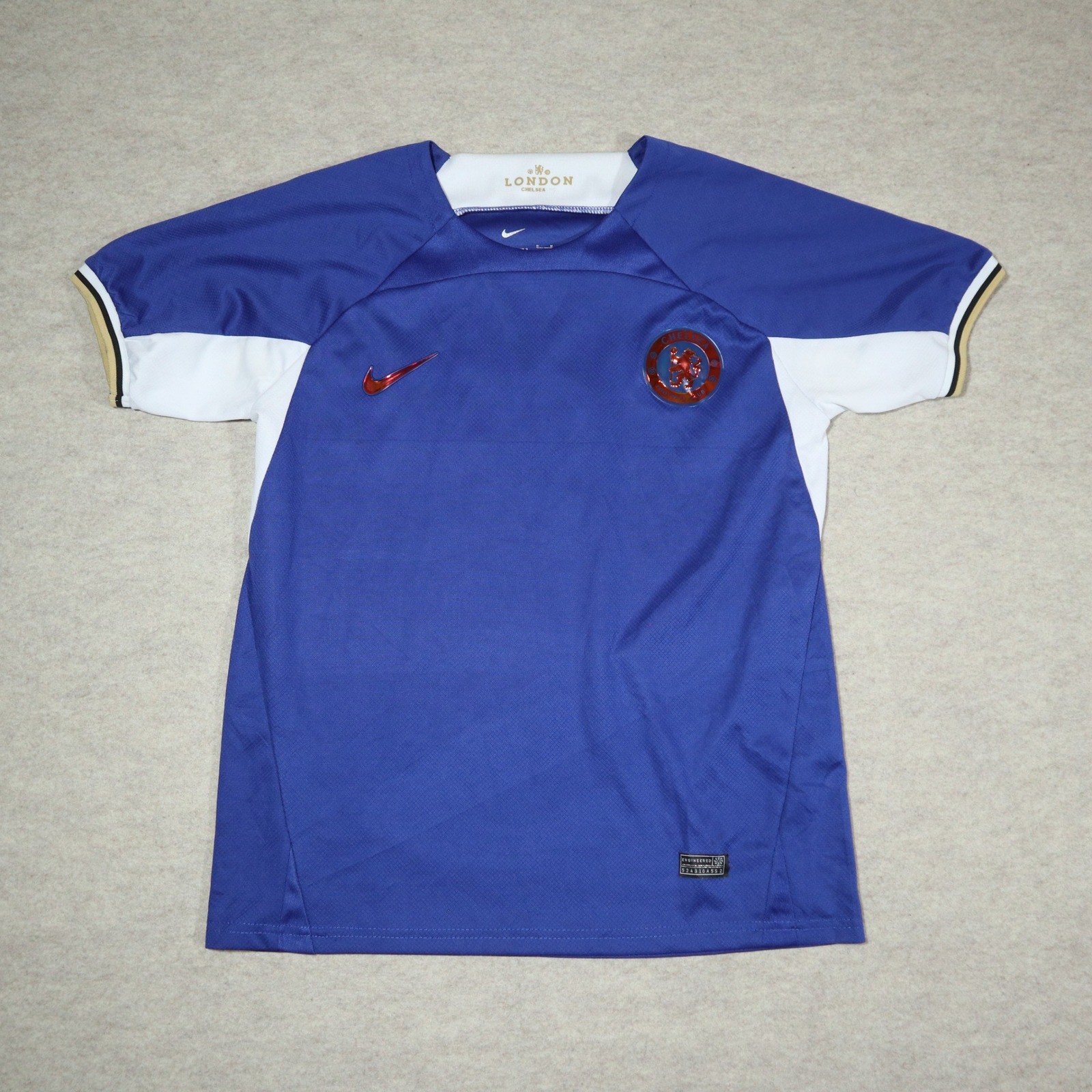 Nike Chelsea FC Home Jersey 2023-24 Blue White Iridescent Crest Mens Medium M Nike Chelsea FC Home Jersey 2023-24 Blue White Iridescent Crest Mens Medium M