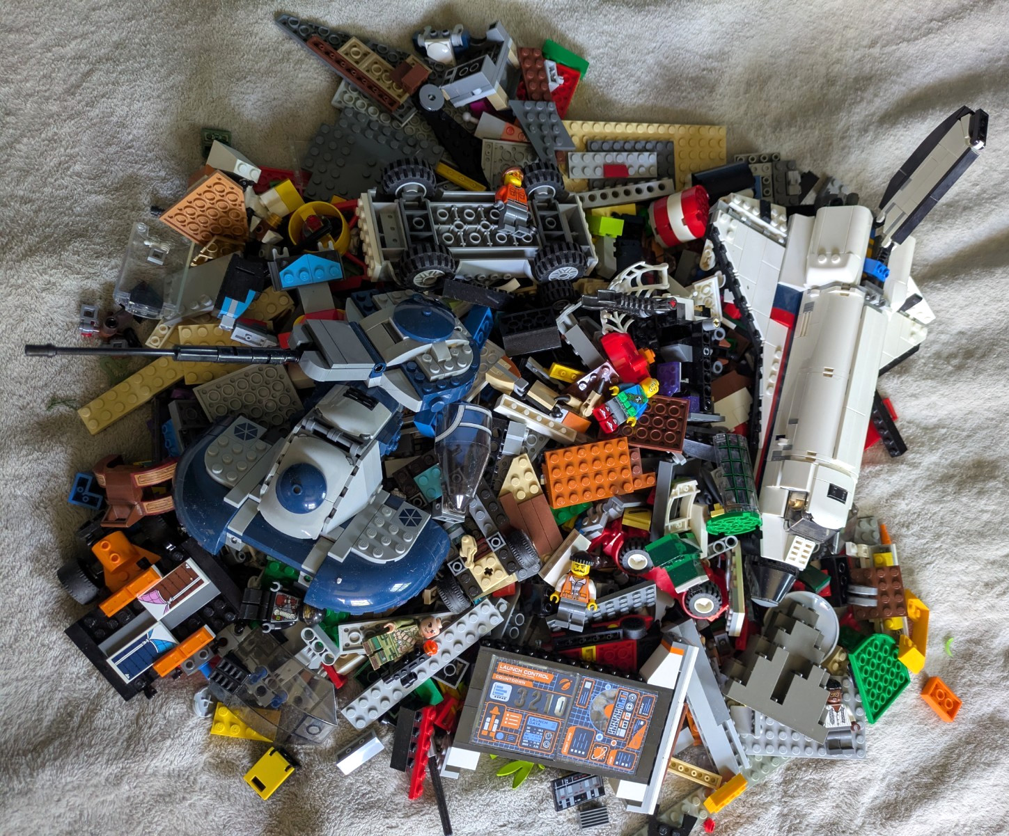 Huge Mixed LEGO Lot Over 5lbs Parts Pieces Mini Figs Star Wars Space City