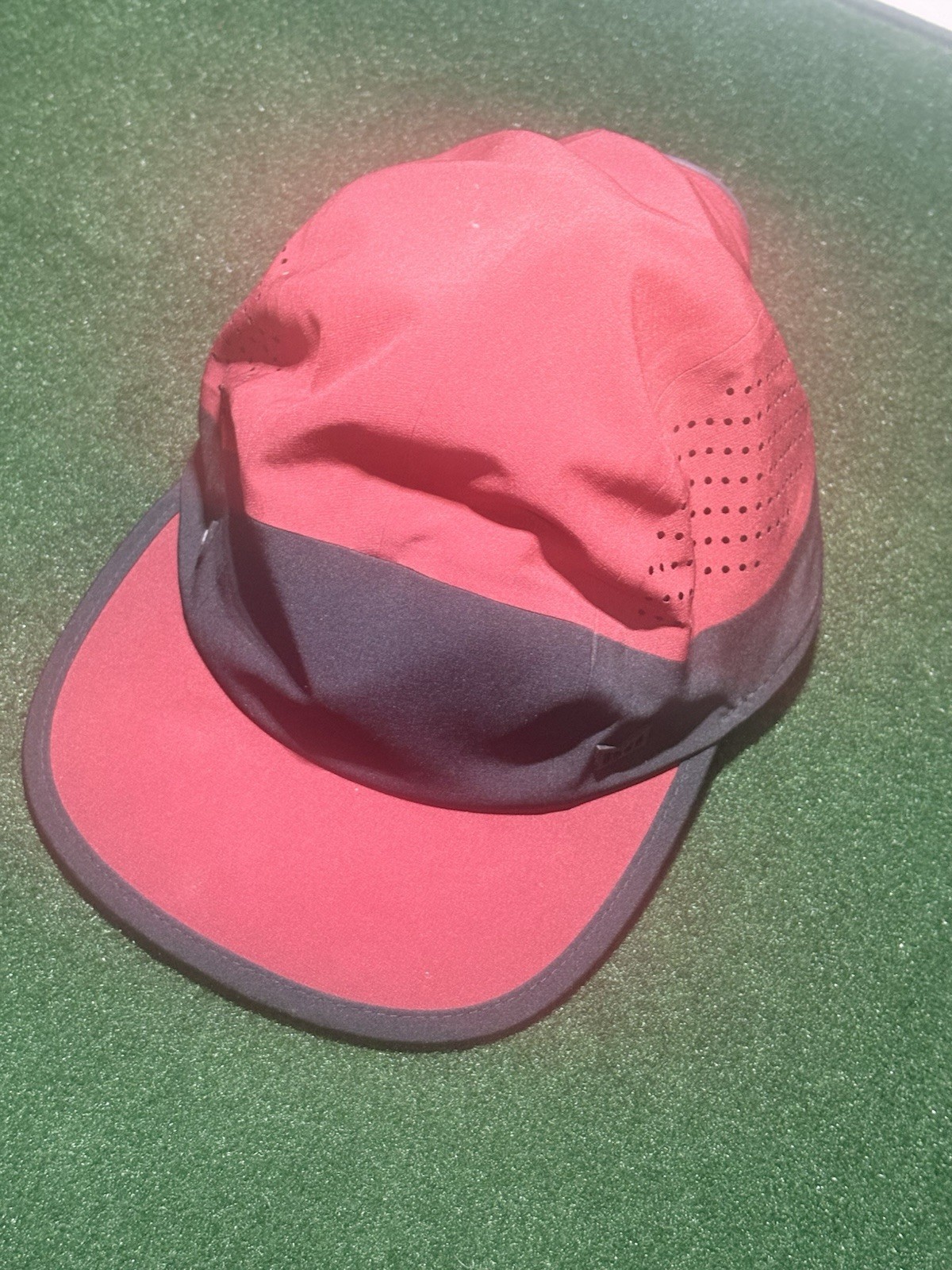 MELIN PACE HYDRO ADJUSTABLE Breathable Athletic Minimalist Hat
