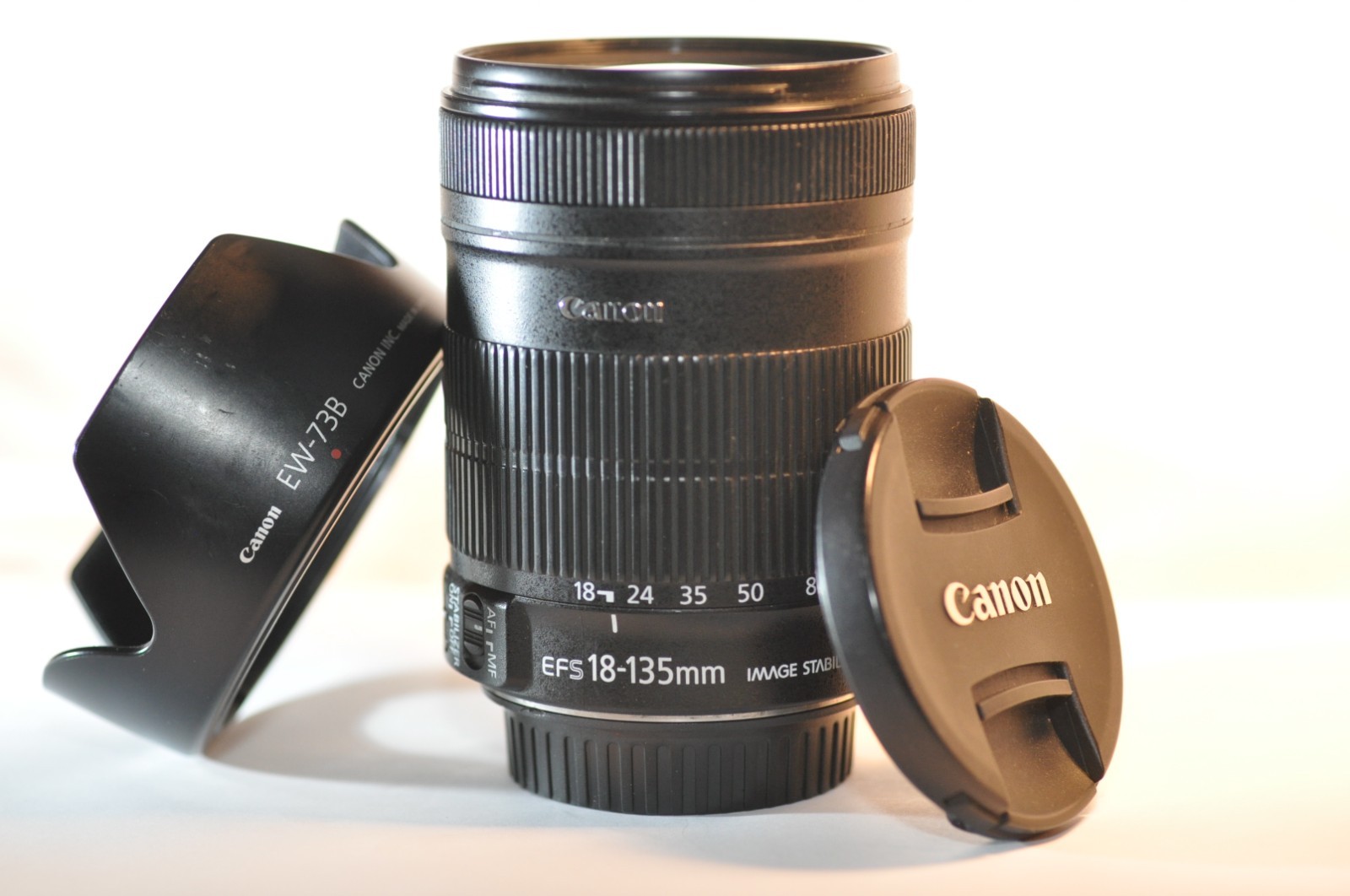 Canon EF-S 18-135mm f/3.5-5.6 IS CLEAN lens EW-73 for EOS Rebel T8 T7 SL 80D 90D