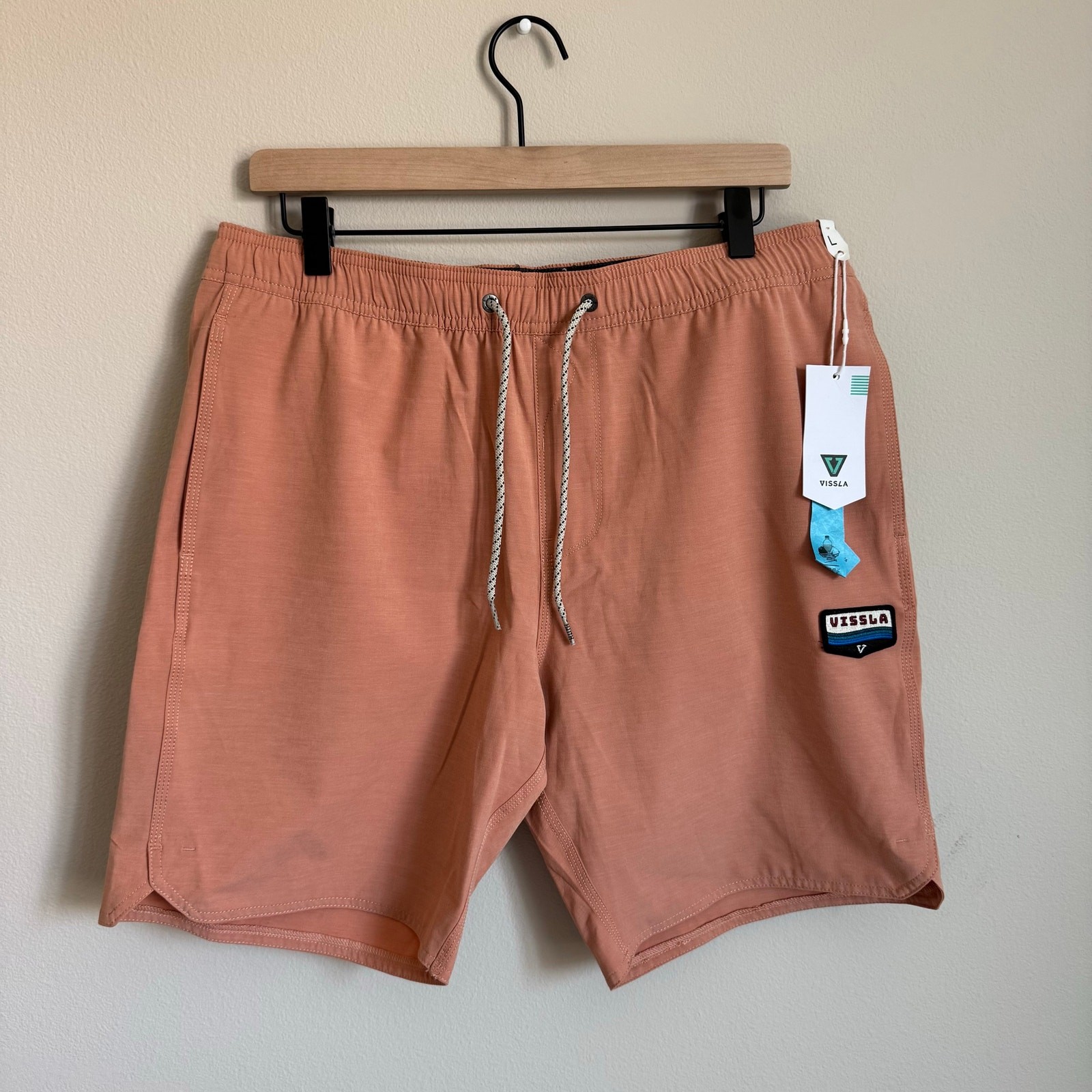 NWT Vissla Solid Sets Ecolastic Board Shorts Mens Size Large Salmon Pink Beach