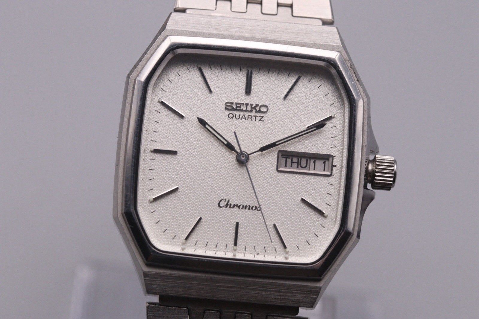 [Near MINT] Vintage SEIKO Chronos 7433-5010 Silver Dial Men's Quartz Watch Japan