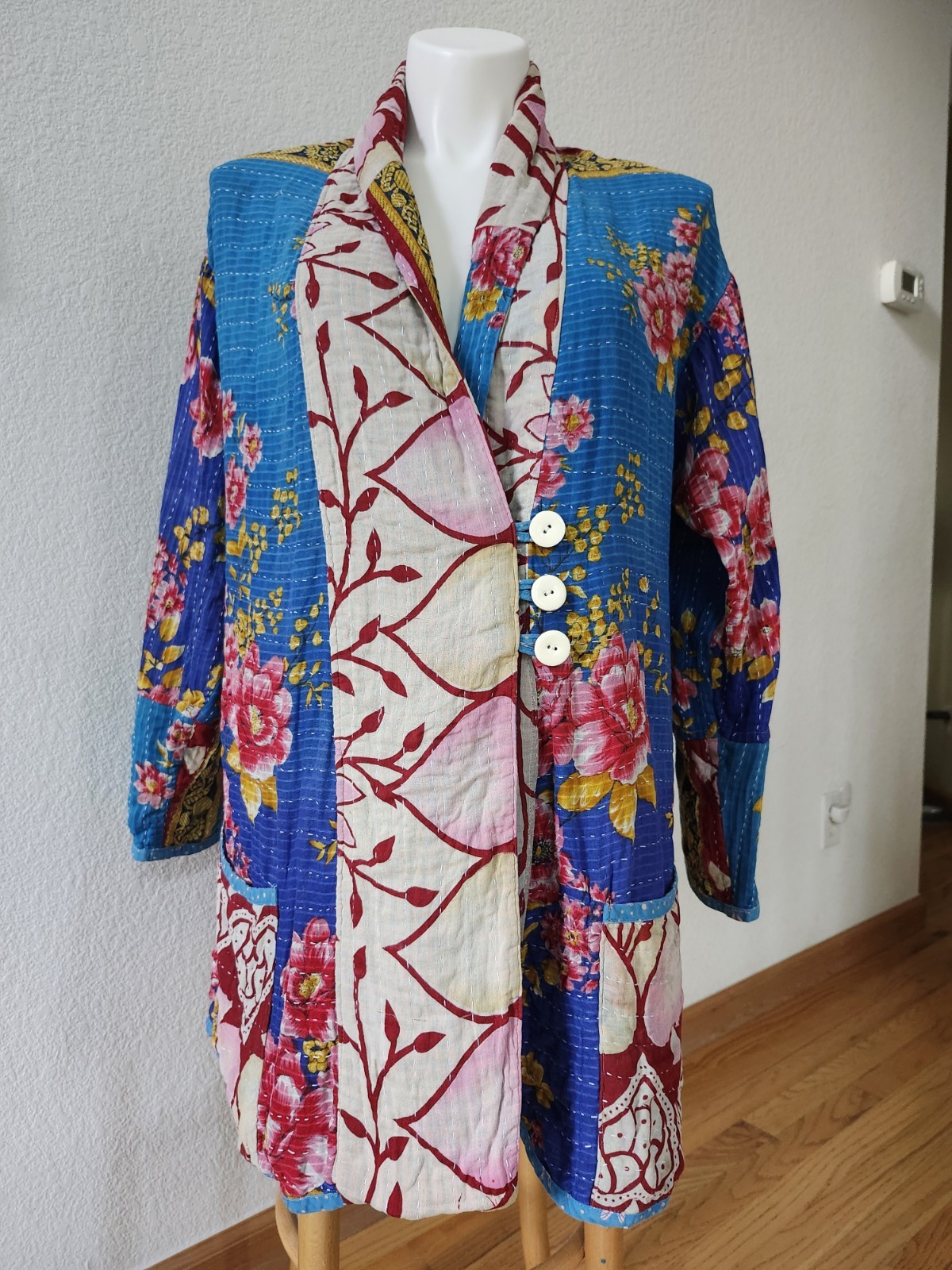 Women’s One Size Reversible Kantha Coat 100% Cotton Quilted Hand Dyed Hearts Women’s One Size Reversible Kantha Coat 100% Cotton Quilted Hand Dyed Hearts