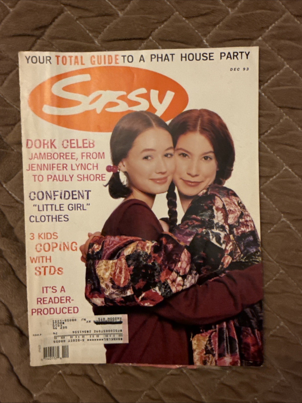 Vintage Sassy Magazine December 1993 90s Teen Fashion Nostalgia Jennifer Lynch Vintage Sassy Magazine December 1993 90s Teen Fashion Nostalgia Jennifer Lynch