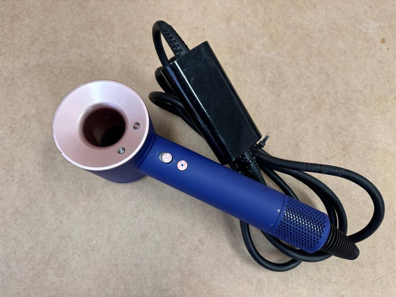 Genuine Dyson Supersonic Hair Dryer Vinca Blue / Rose HD07 Genuine Dyson Supersonic Hair Dryer Vinca Blue / Rose HD07
