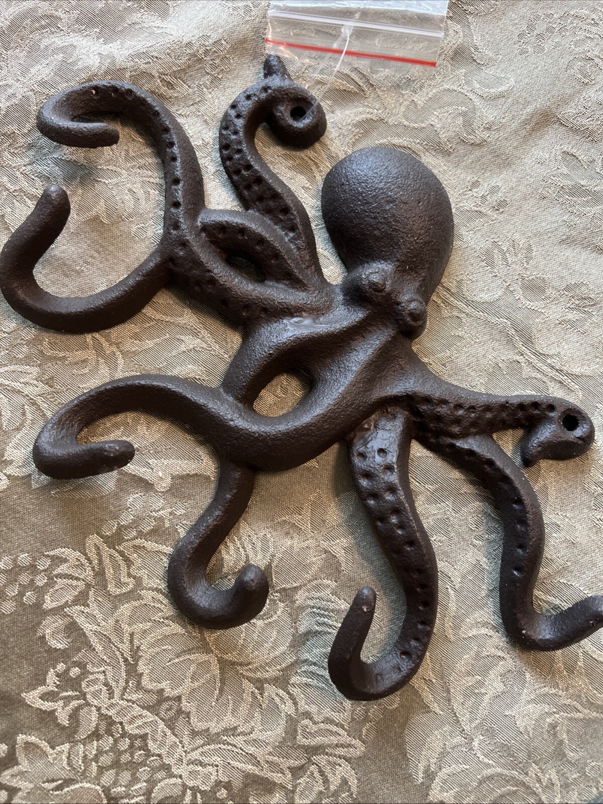 Cast Iron Swimming Octopus Wall Hook Towel Key Holder Bathroom Entry Door Hanger Cast Iron Swimming Octopus Wall Hook Towel Key Holder Bathroom Entry Door Hanger