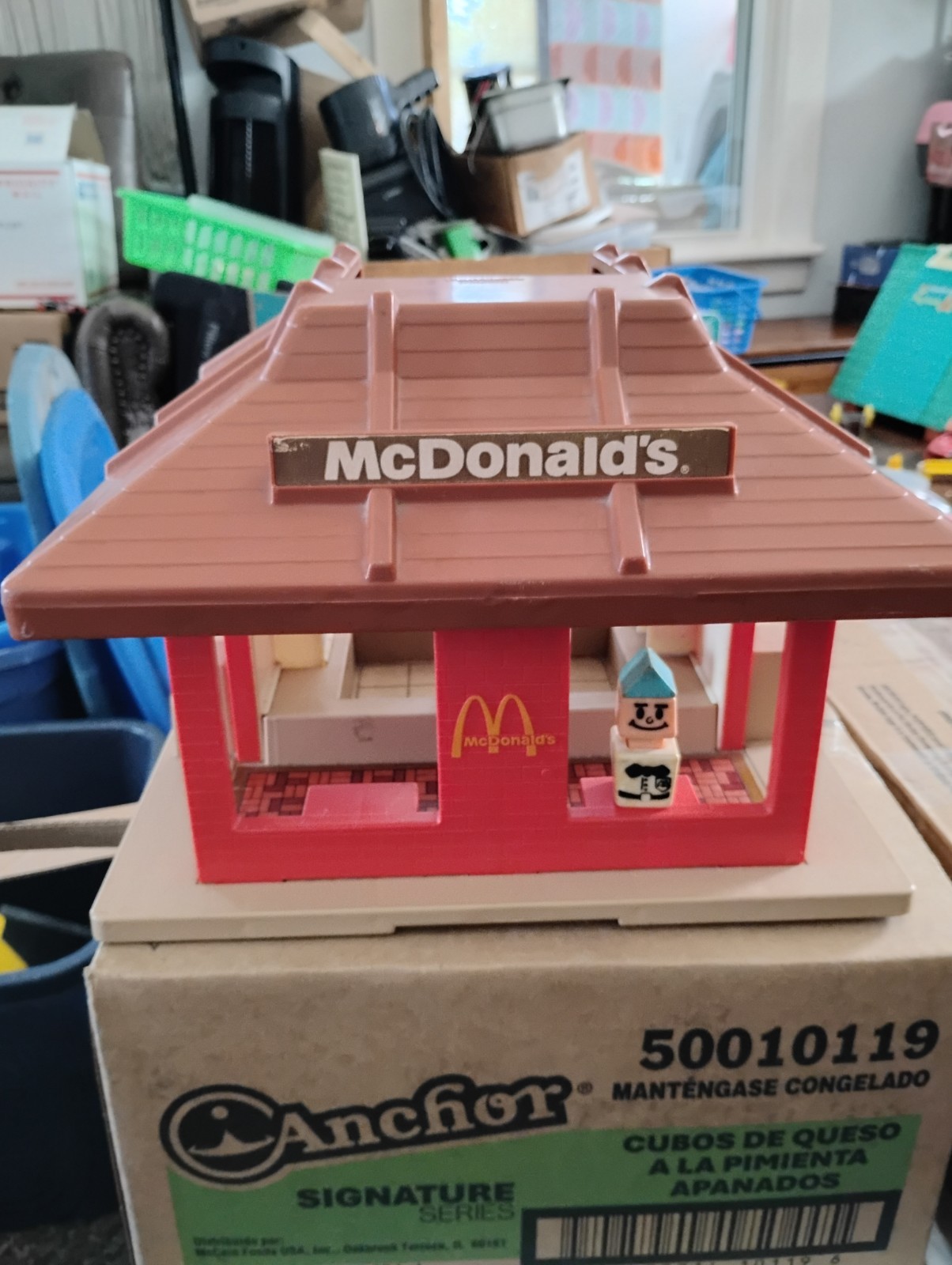 Vintage 1974 Playskool McDonalds Restaurant Playset No 430 Building& Kid Figure