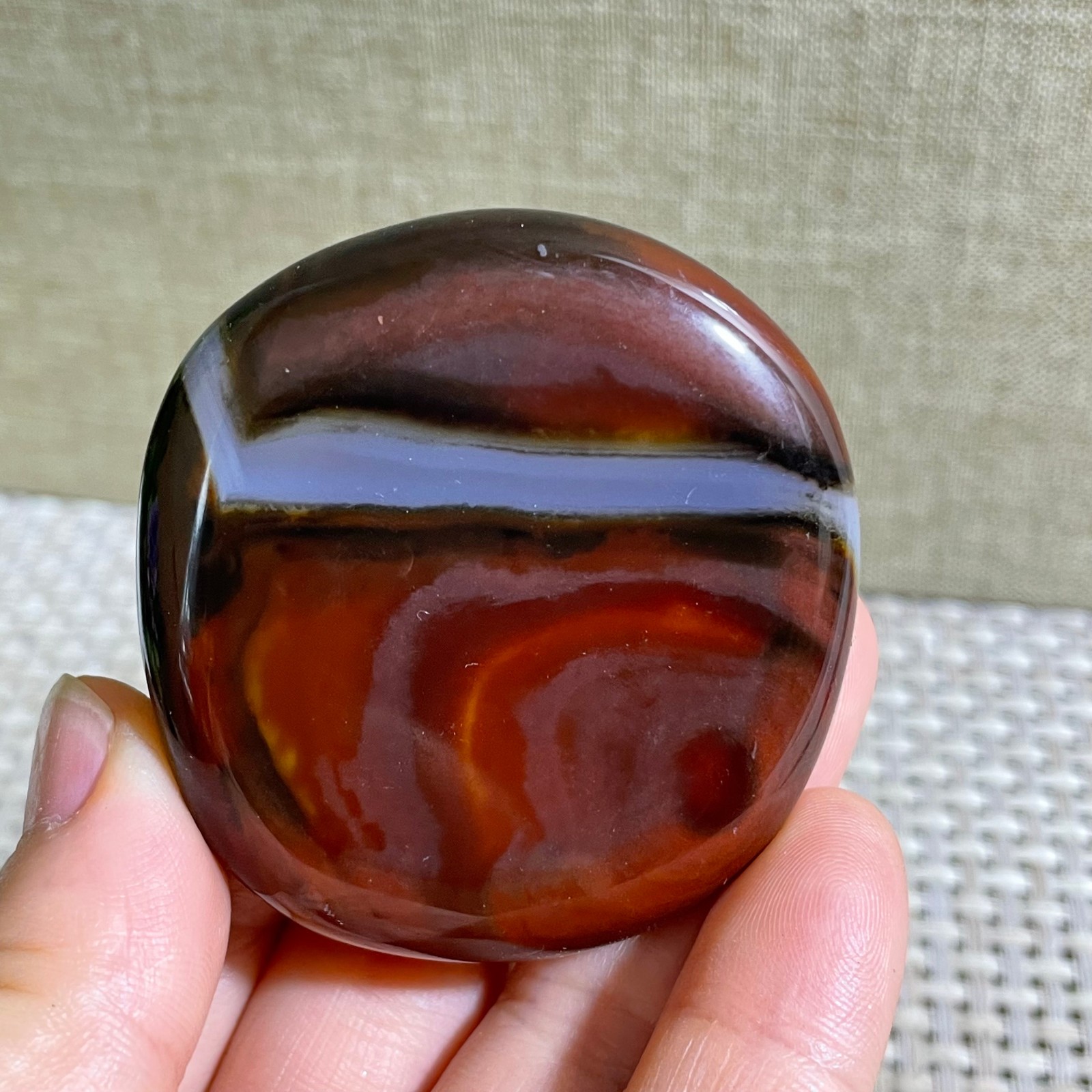 58g beautiful Silk Stone ornaments home decoration