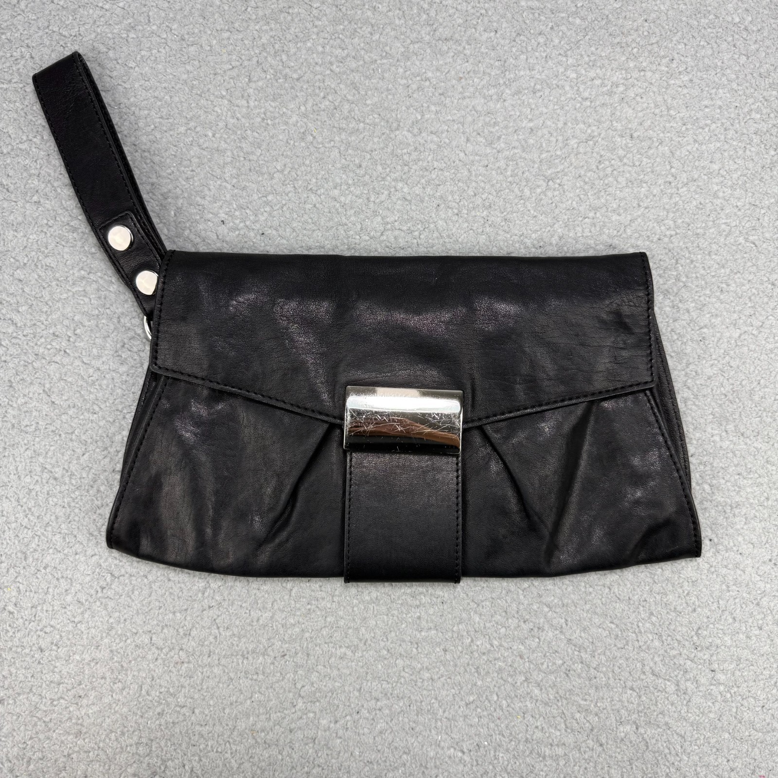 Kooba Clutch Bag Womens Large Black Heidi Wristlet Leather Purse Handbag Pouch 1 Kooba Clutch Bag Womens Large Black Heidi Wristlet Leather Purse Handbag Pouch 1
