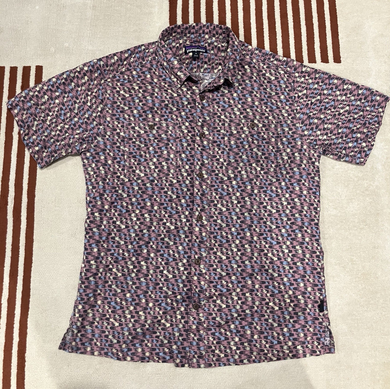 Patagonia Back Step Shirt SP23 / Intertwined Hands: Evening Mauve (Sz M) Patagonia Back Step Shirt SP23 / Intertwined Hands: Evening Mauve (Sz M)
