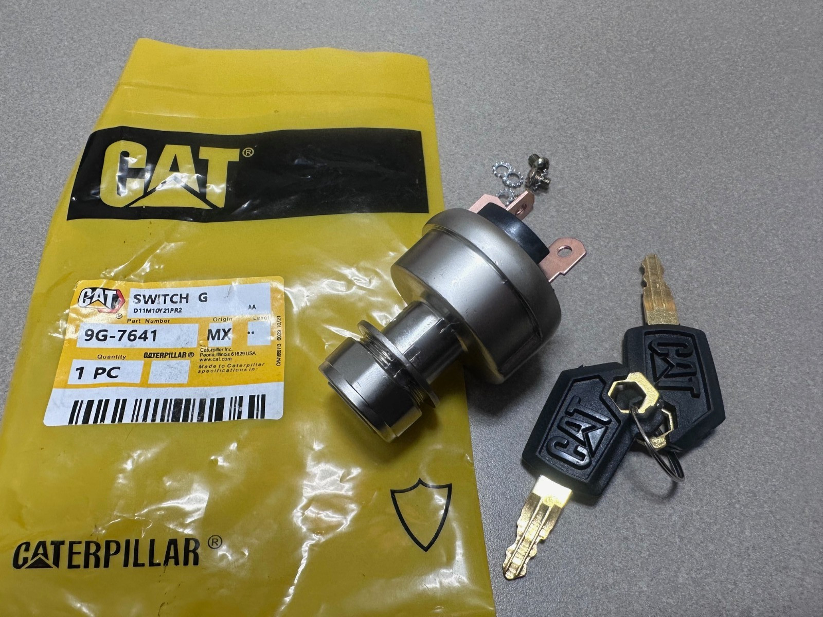 NOS Genuine CAT 9G-7641 Key Ignition Switch G 4 Terminal Start w/2 Keys