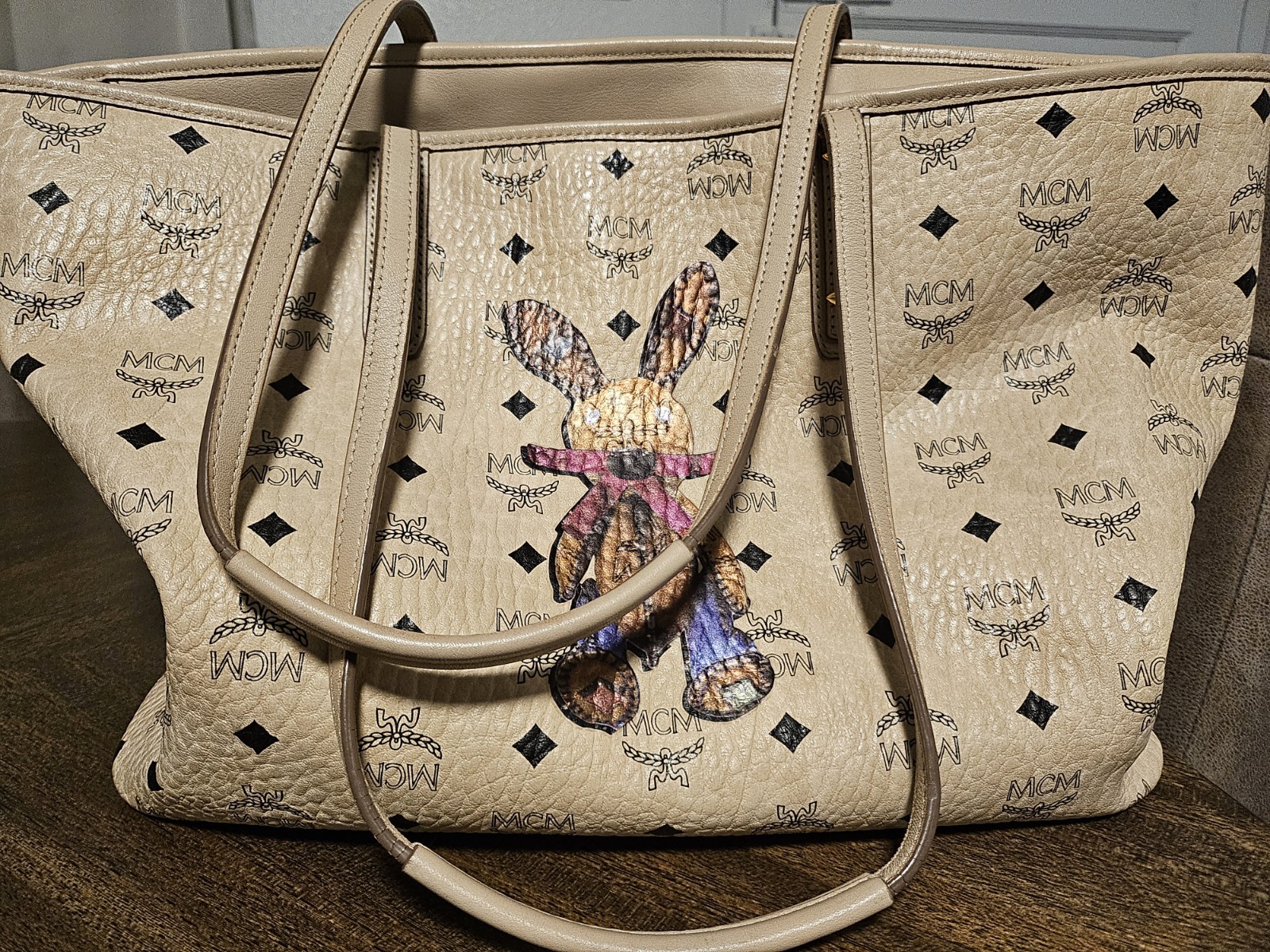 MCM Classic Beige Rabbit Tote Bag MCM Classic Beige Rabbit Tote Bag